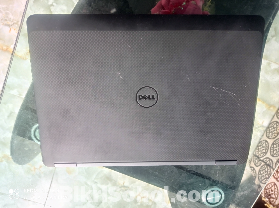 Dell Latitude E7270 (i5 6th Generation)